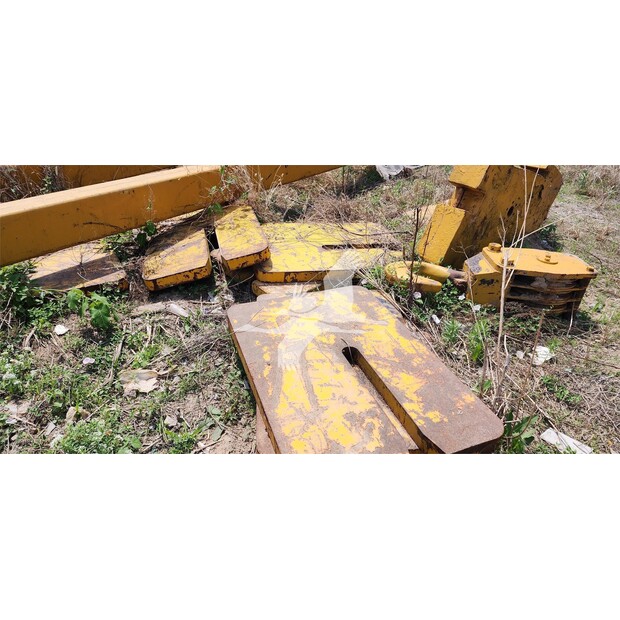 1990 Komatsu D155C-41193249