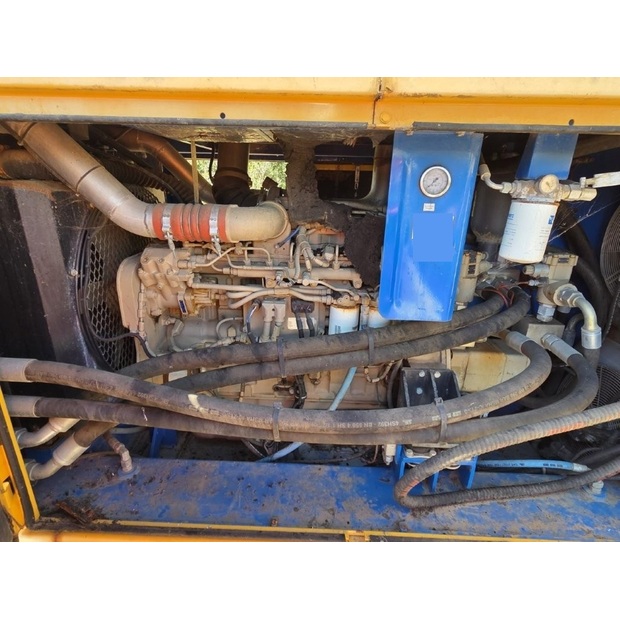 2011 يونتن HHK 7/9 SS-41197603