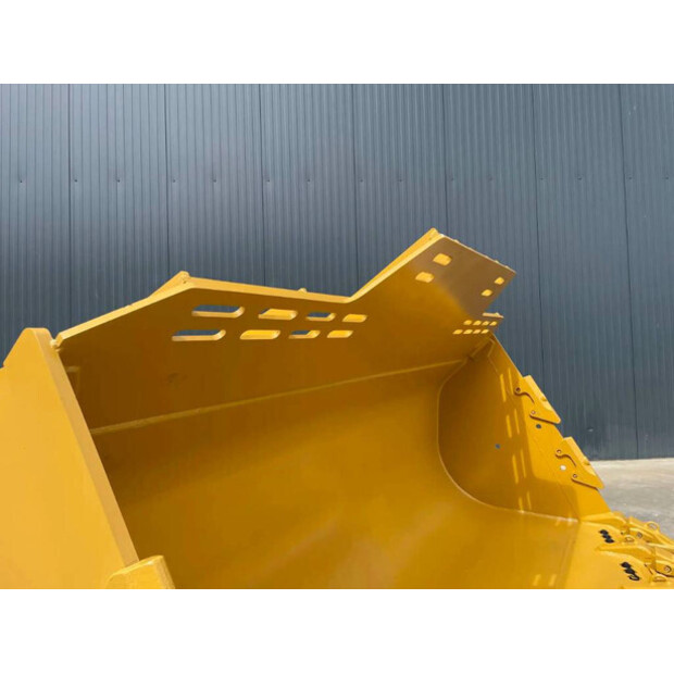 2025 Caterpillar 988K-41209977