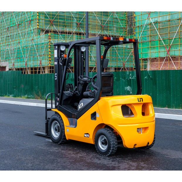 2025 Isuzu FD30T-41211027