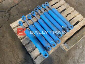 صورة ل Hydraulic Cylinders