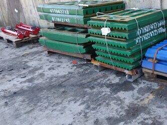 صورة ل كسارات وغرابيال ميتسو C96