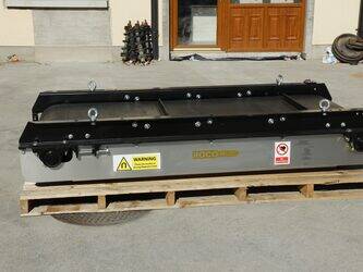 صورة ل كسارات وغرابيال ROCO M1200