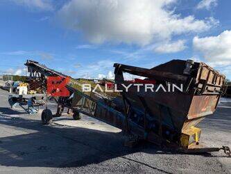 صورة ل كسارات وغرابيال Mobile Feeder Conveyor