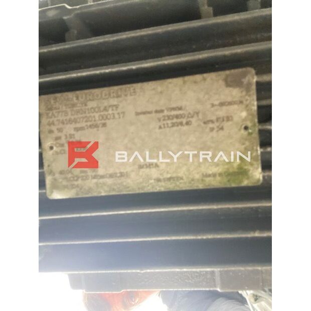2017 FEEDTECH Chain Conveyor-41215895