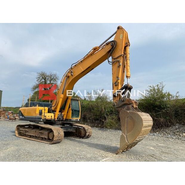 2016 Hyundai ROBEX 330LC-9A-41216371