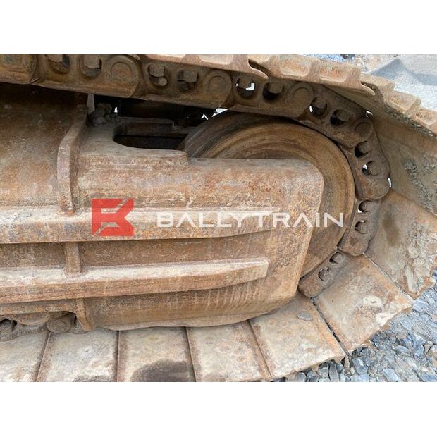 2016 Hyundai ROBEX 330LC-9A-41216385