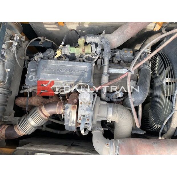 2016 Hyundai ROBEX 330LC-9A-41216398