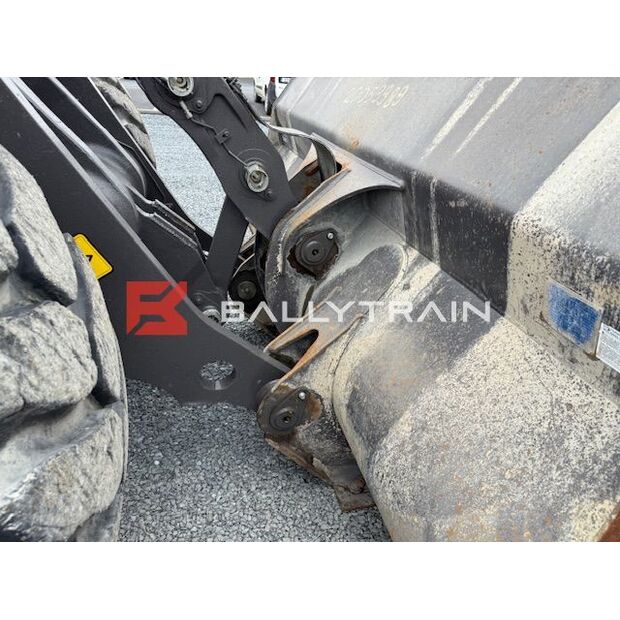 2017 Volvo L180H-41216477
