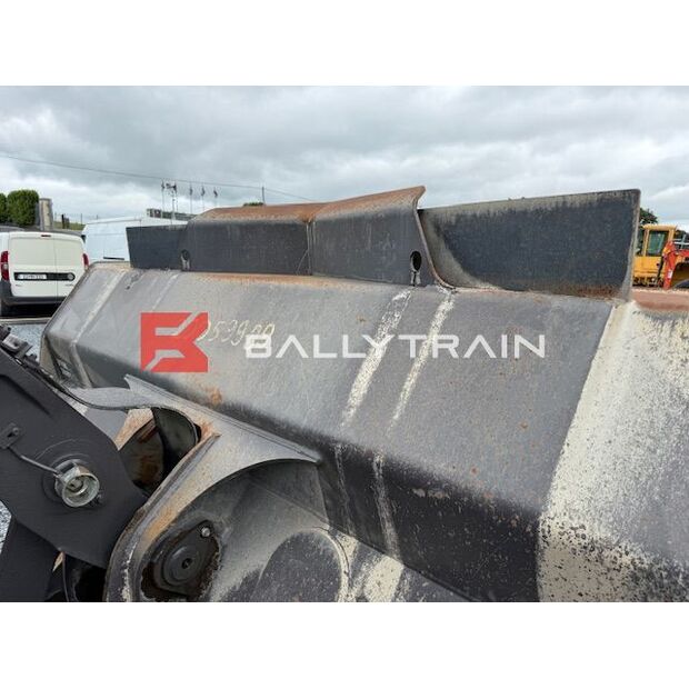 2017 Volvo L180H-41216479