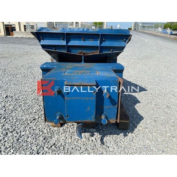 Locker SFH42 Vibrating Feeder-41217042