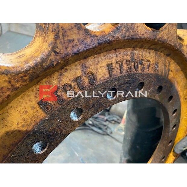 Excavator Sprockets-41221610