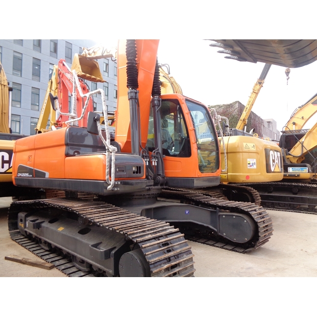 2021 Doosan DX225-41222205
