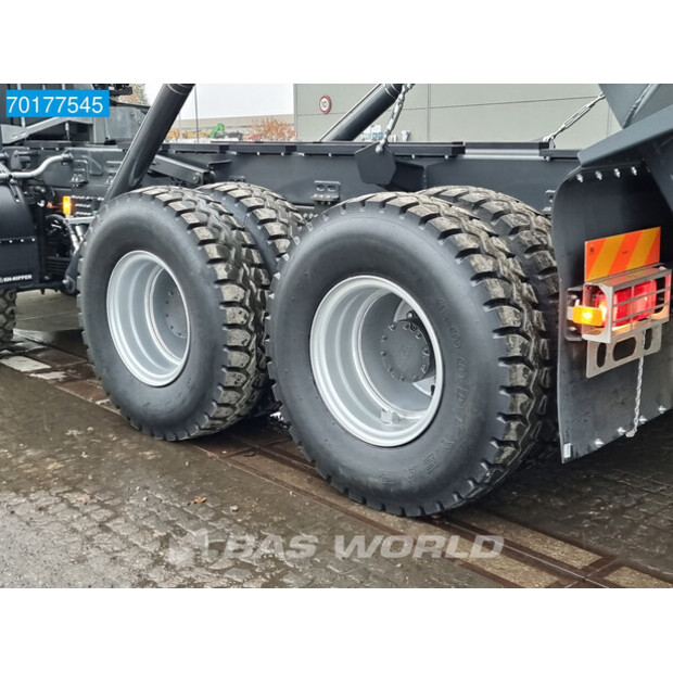 2022 فولفو FMX 500-41223888