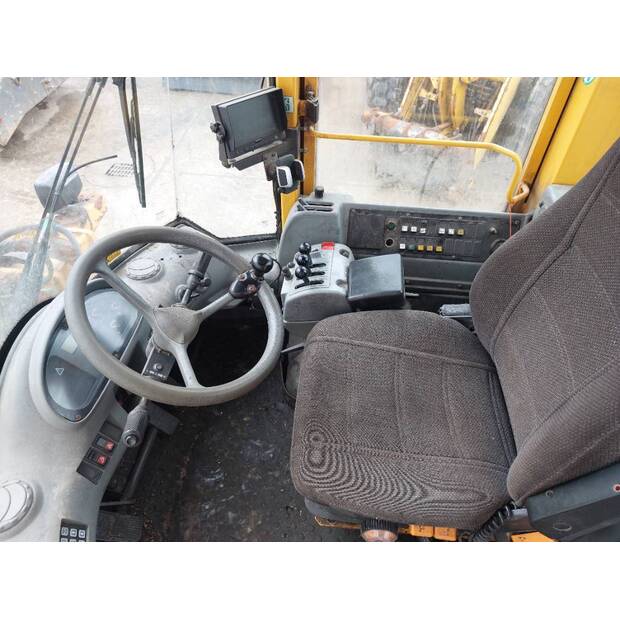 2006 Volvo L90E-41229284