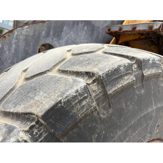 2006 Volvo L110E-41229300