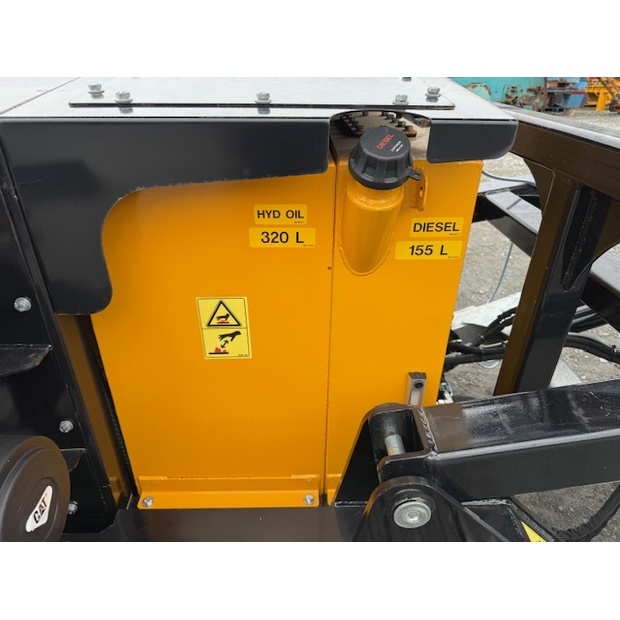 ROCO T65AGG Tracked Stacker-41234821