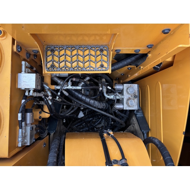 2020 هيونداي HX145LCR-41235029