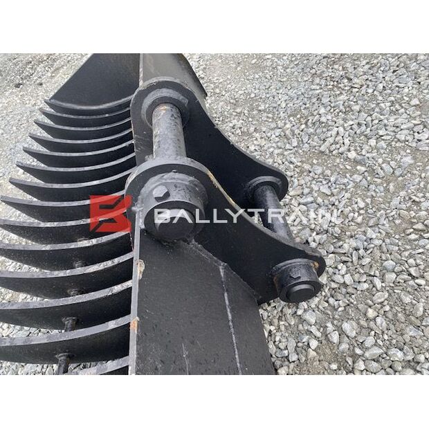 New 65mm Rake Bucket-41236435