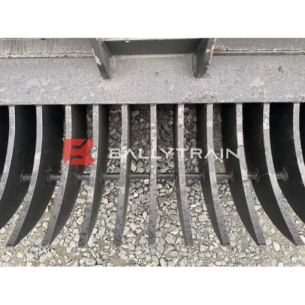 New 65mm Rake Bucket-41236442