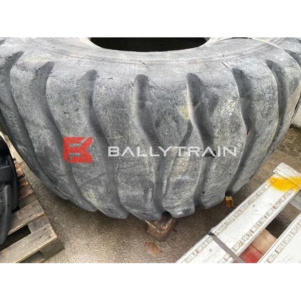 Dunlop 30 x 25 Earthmover Tyre-41236895