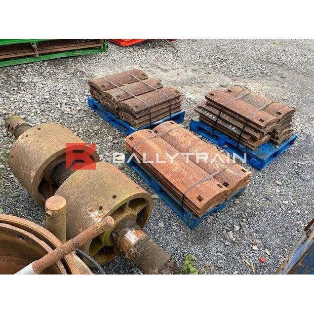 Sheepbridge Roll Crusher Wear Parts-41241073