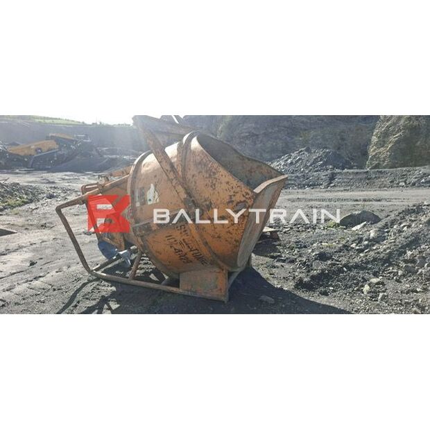 2005 Eichinger Concrete Pouring Skip-41241973