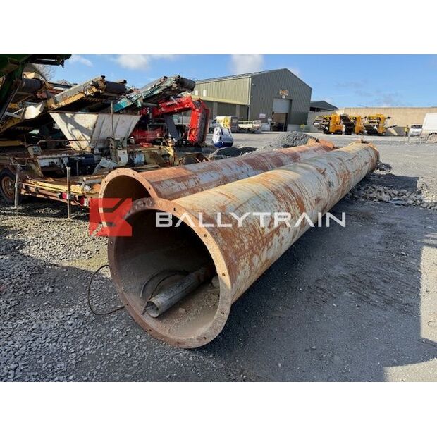 Stacks to Suit Tar Plant-41242075