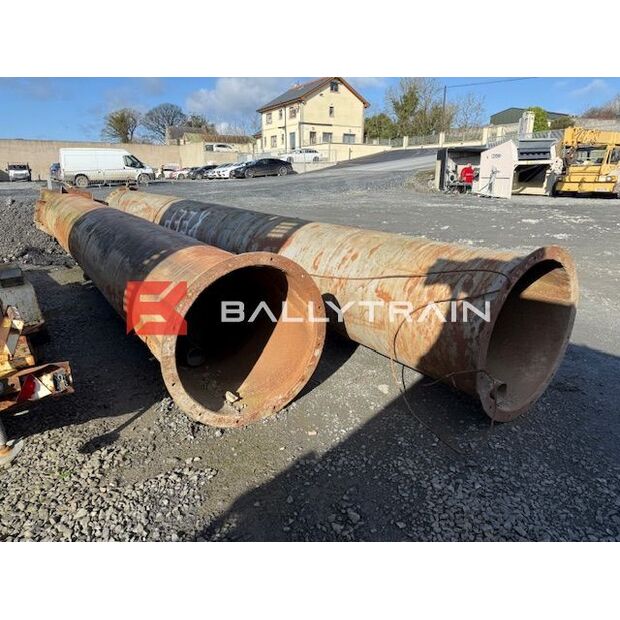Stacks to Suit Tar Plant-41242077