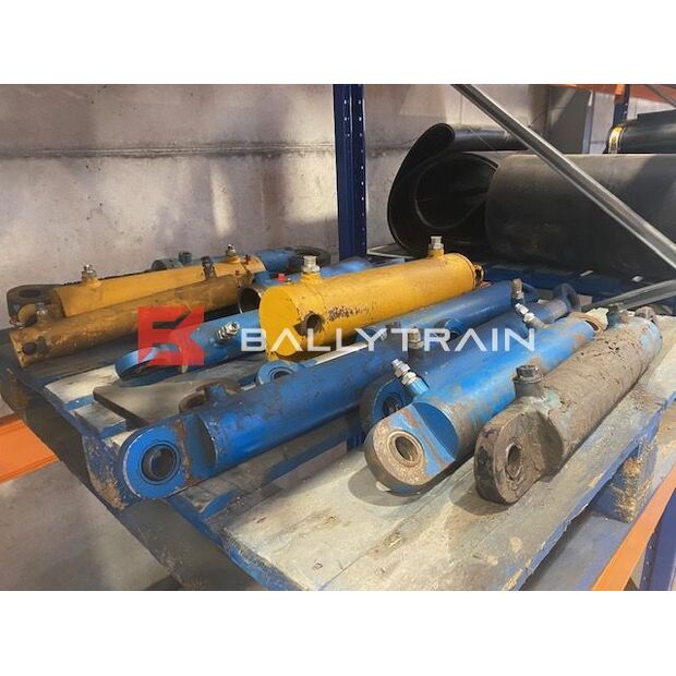 Hydraulic Cylinders-41242459