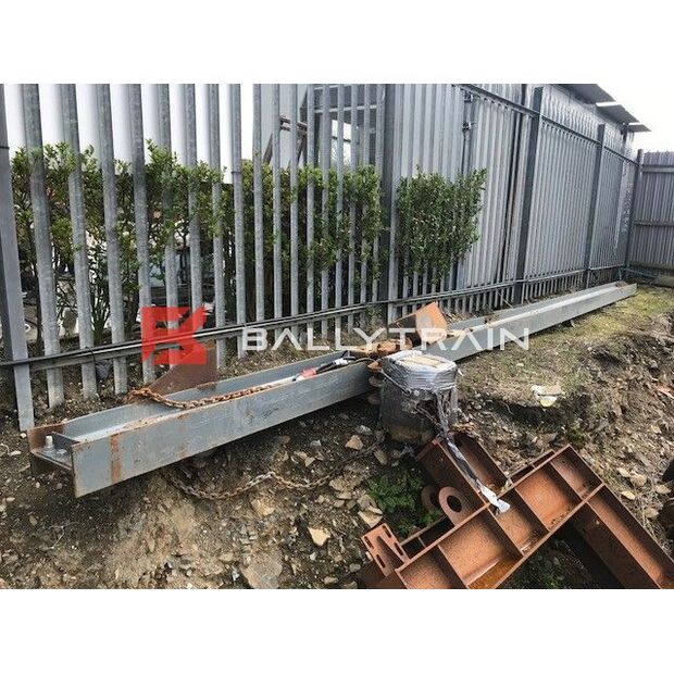 Pulley Block and Beam-41243676