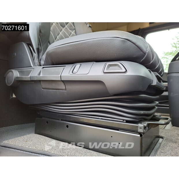 2025 Mercedes-Benz Arocs 4158-41247685