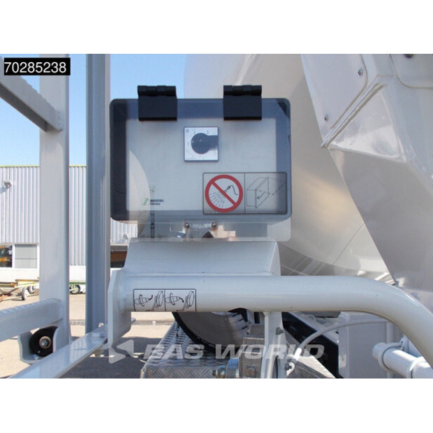 2022 مرسيدس بنز Arocs 4145-41247917