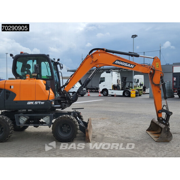 2021 دووسان DX57W-7-41247978