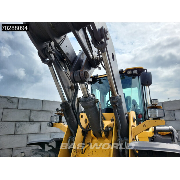 2015 Volvo L120H-41248078