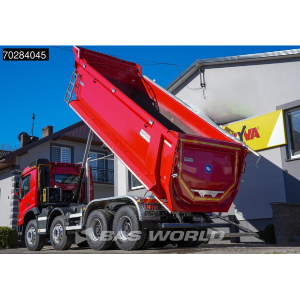 2024 فولفو FMX 500-41248202