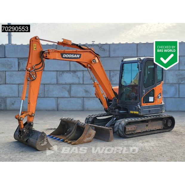 2021 Doosan DX63-3-41248218