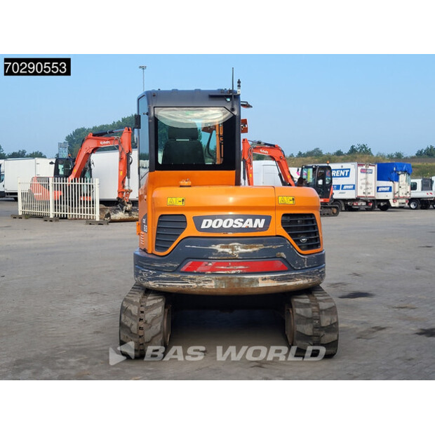 2021 Doosan DX63-3-41248224