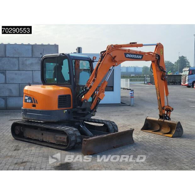 2021 Doosan DX63-3-41248226