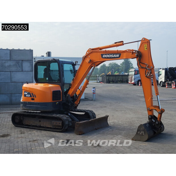 2021 Doosan DX63-3-41248227