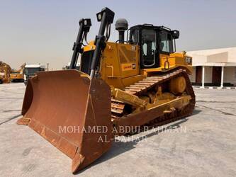 صورة ل جرارات مجنزرة 2023 كاتربيلر D8