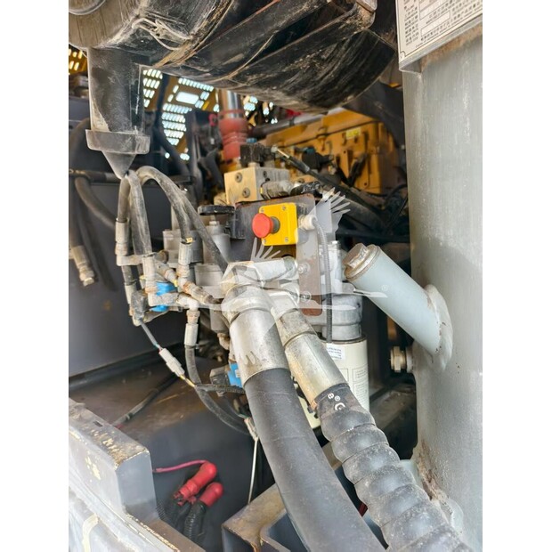 2015 اطلس كوبكو POWERROC D55-10-41259603