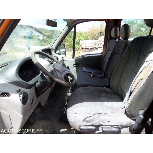 2001 Renault Mascott-41262424