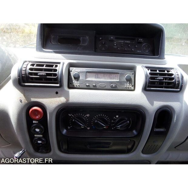2001 Renault Mascott-41262426