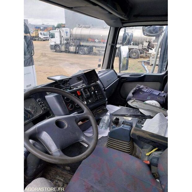 2001 Mercedes-Benz 2031-41262537