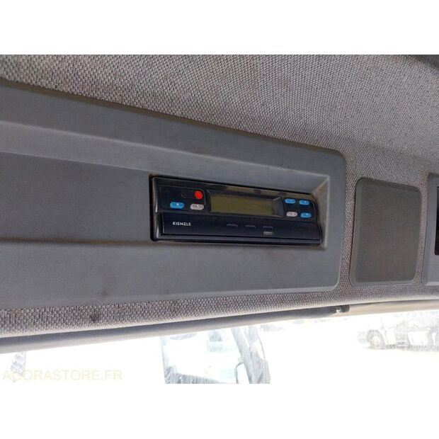 2001 Mercedes-Benz 2031-41262539