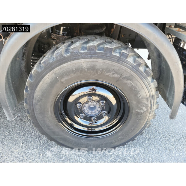 2010 Mercedes-Benz U20-41265089