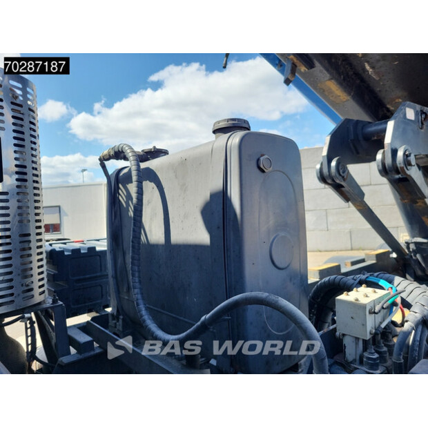 2017 فولفو FMX 500-41266081
