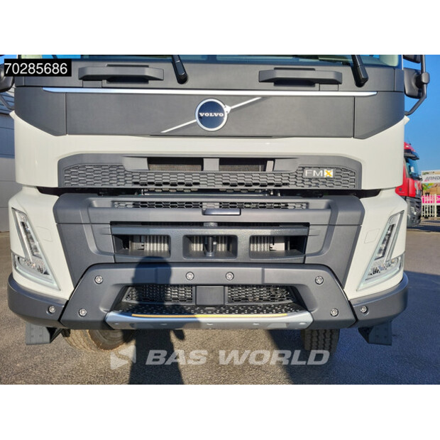 2025 فولفو FMX 500-41268588