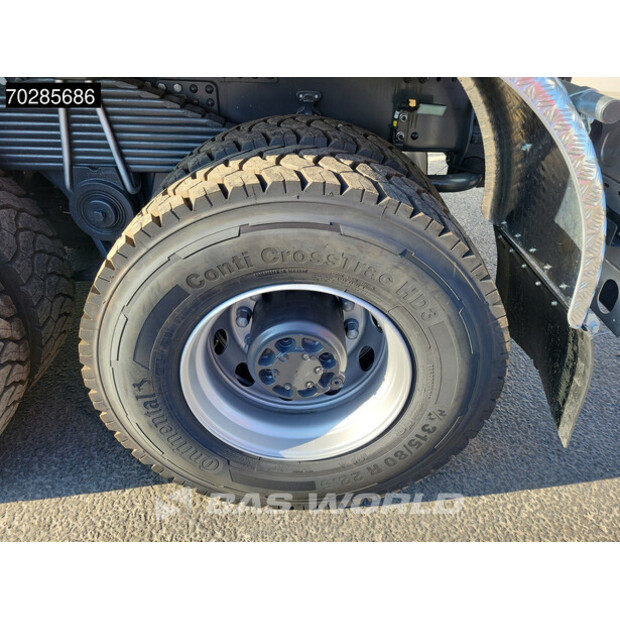 2025 فولفو FMX 500-41268600